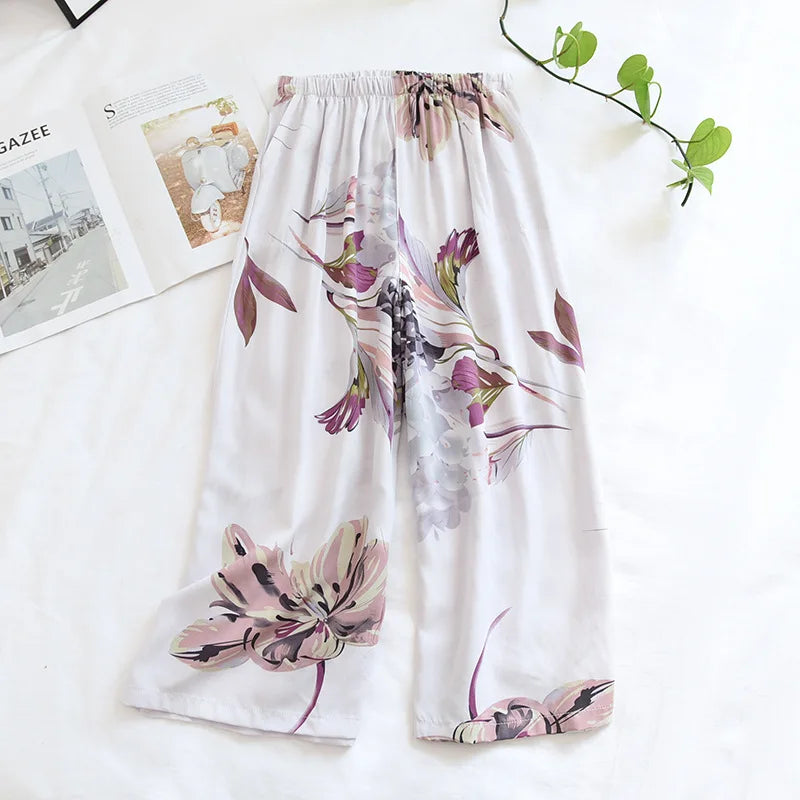 New ladies summer, shorts cropped pants thin section ,soft artificial cotton loose, casual home pants can be worn outside